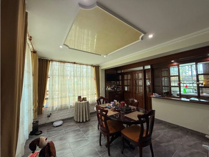 Casa de 4 alcobas en venta en Cota, 373 m² · foto 23 de 24