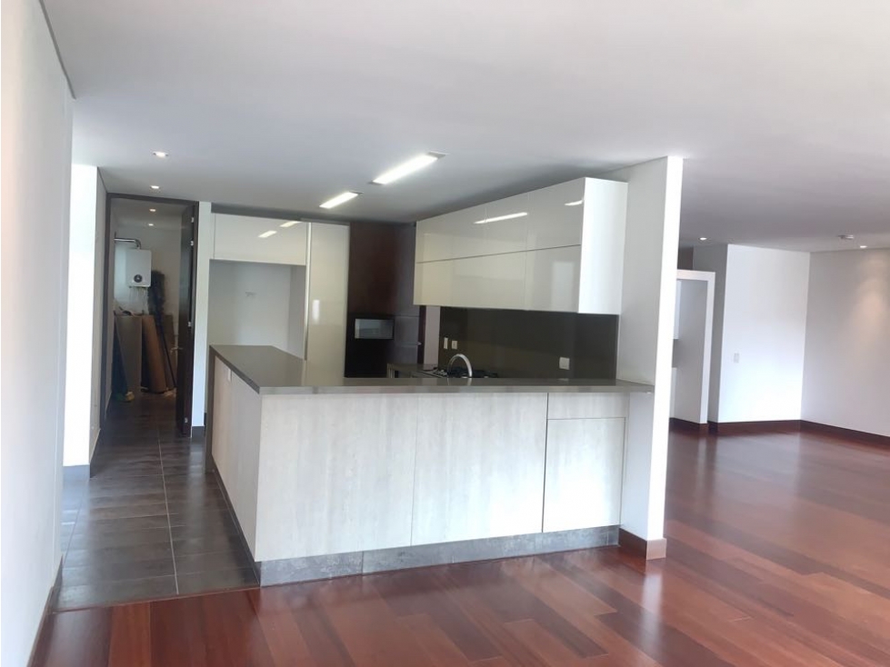 Apartamento en venta en Veramonte Macana, Bogotá · foto 2 de 17