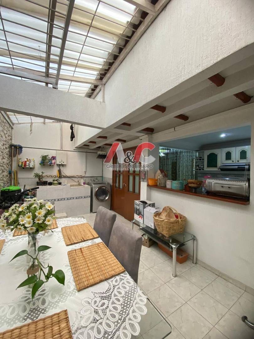 Casa en venta en Ub Alicante, Mosquera · foto 6 de 23