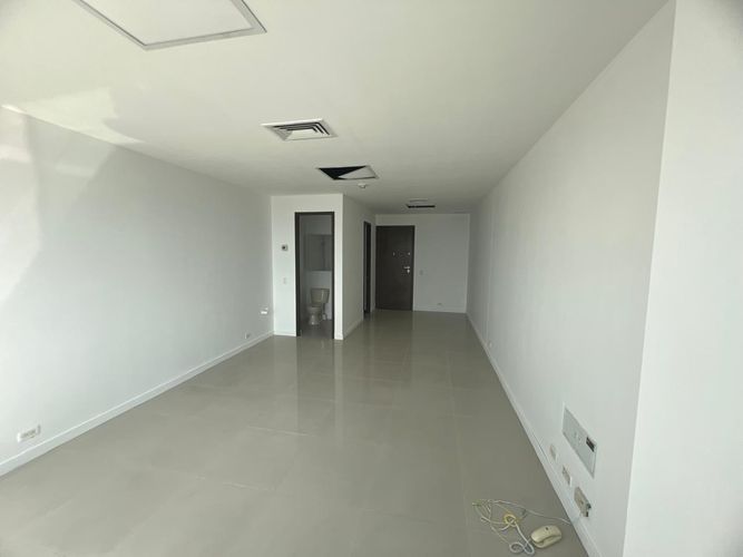 Oficina en arriendo en El Poblado, Medellín, 35 m² · foto 2 de 14