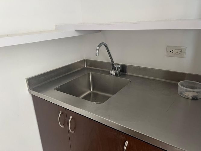 Oficina en arriendo en El Poblado, Medellín, 35 m² · foto 3 de 14