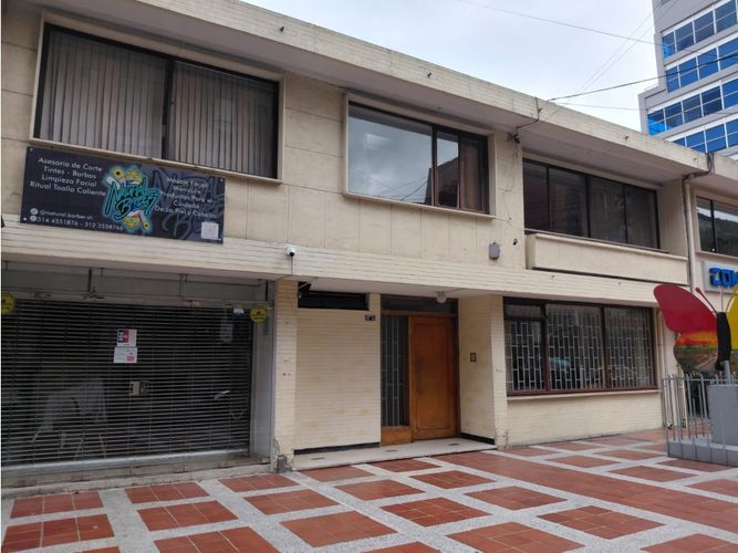Casa de 5 alcobas en venta en El Lago, Bogotá, 772 m² · foto 12 de 24
