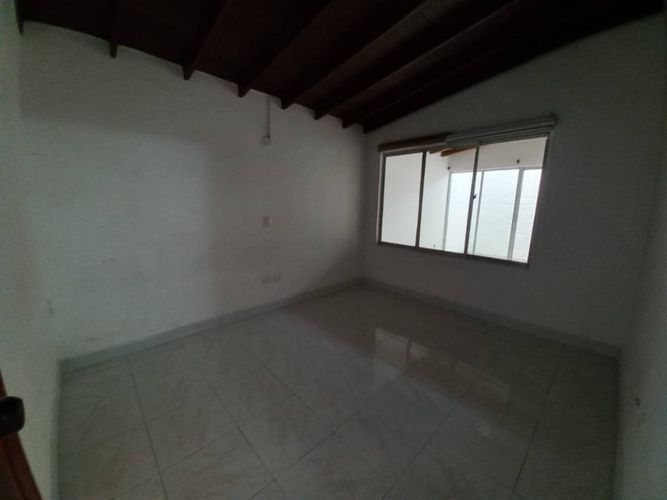 Casa de 6 alcobas en venta en Cuarta Brigada, Medellín, 160 m² · foto 14 de 16