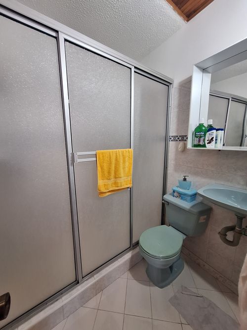 Casa de 4 alcobas en venta en Guabinal Plan, Girardot, 123 m² · foto 22 de 24