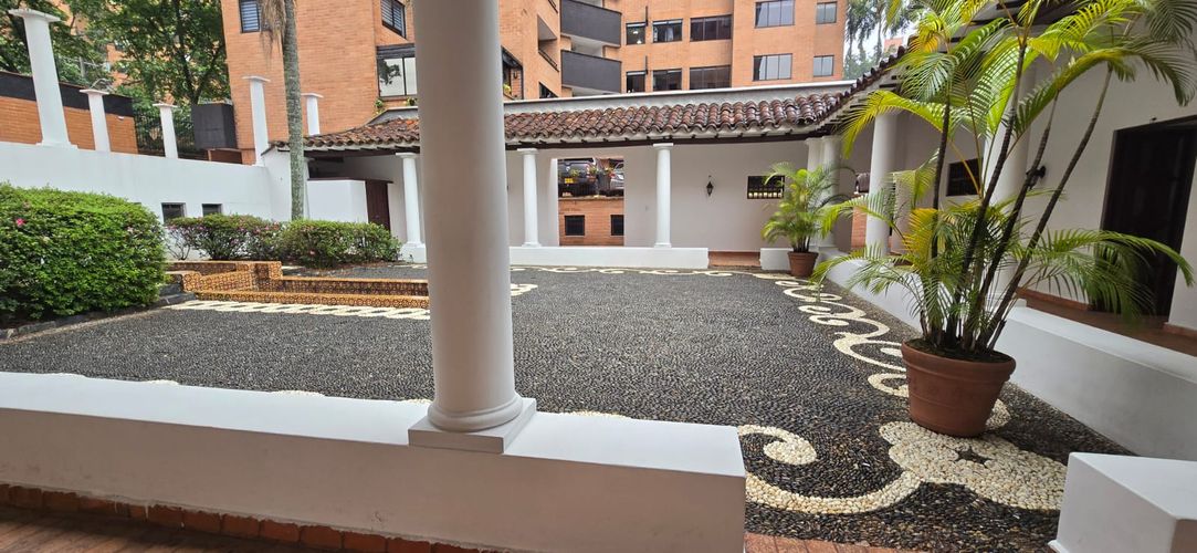 Apartamento de 3 alcobas en venta en La Tomatera, Medellín, 171 m² · foto 21 de 24