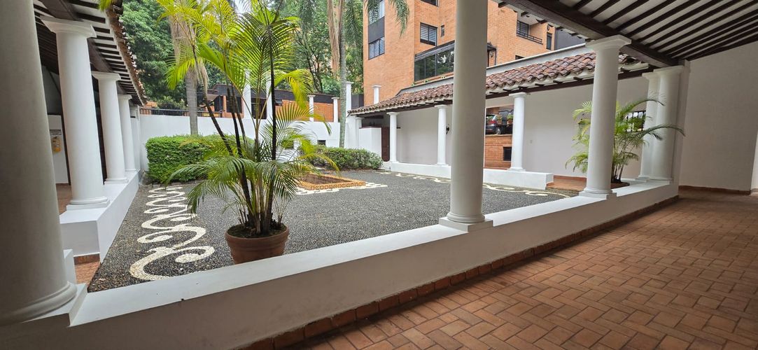 Apartamento de 3 alcobas en venta en La Tomatera, Medellín, 171 m² · foto 22 de 24