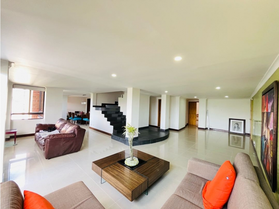 Apartamento en Venta en El Poblado, Medellín