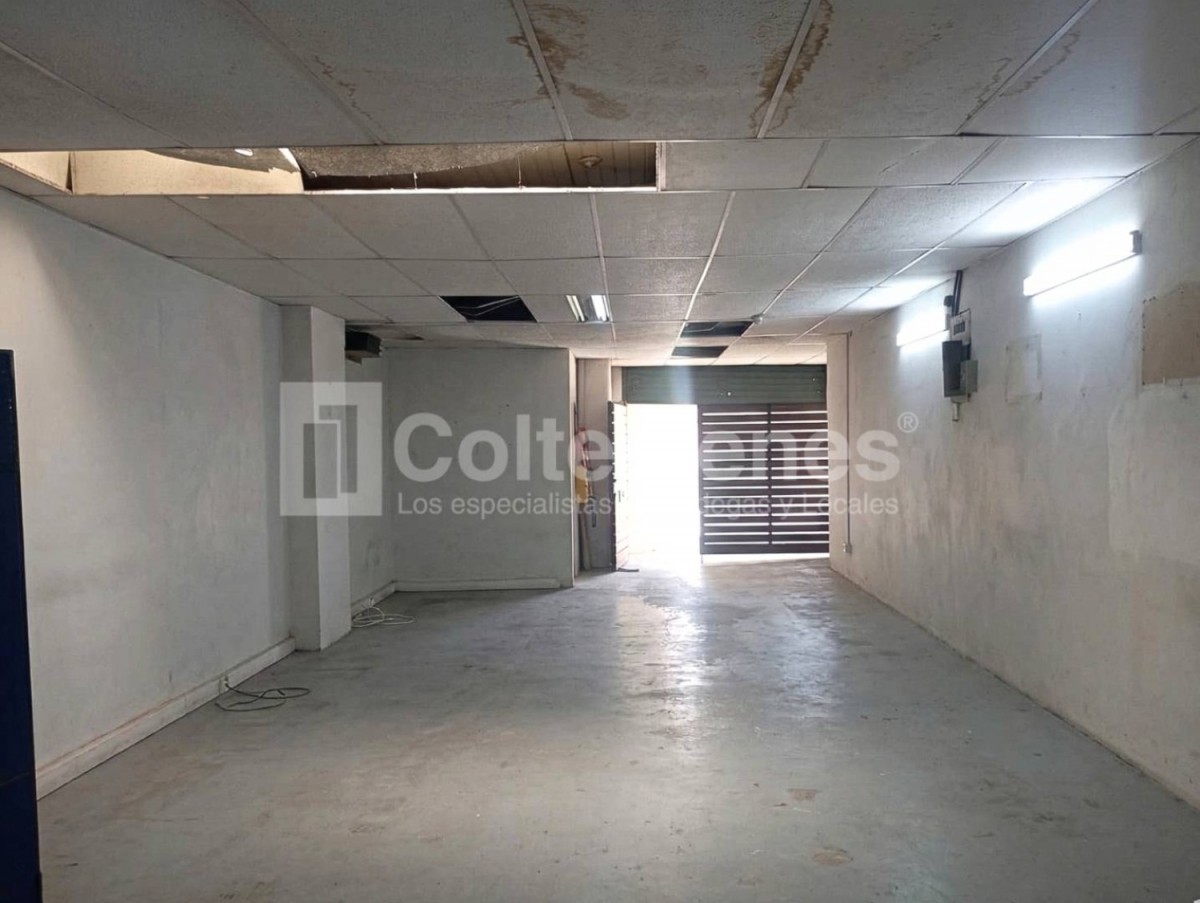 3BR Building in Calasanz (318 m²) for Sale - 2
