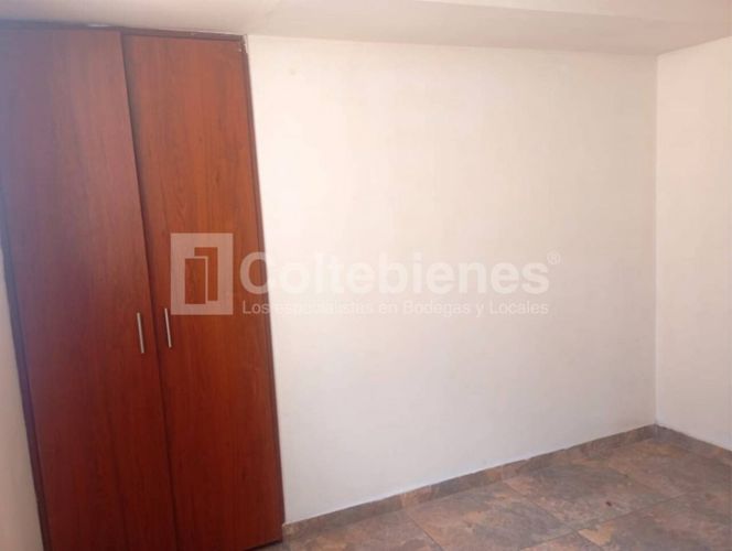 Edificio en venta en Calasanz, Medellín, 318 m² · foto 12 de 24