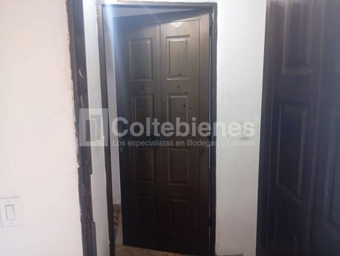 Edificio en venta en Calasanz, Medellín, 318 m² · foto 18 de 24