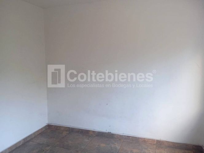 Edificio en venta en Calasanz, Medellín, 318 m² · foto 23 de 24