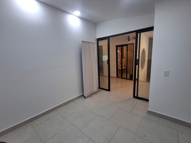 Local en arriendo en Avenida 19 Norte, Armenia, 12 m² · foto 12 de 14