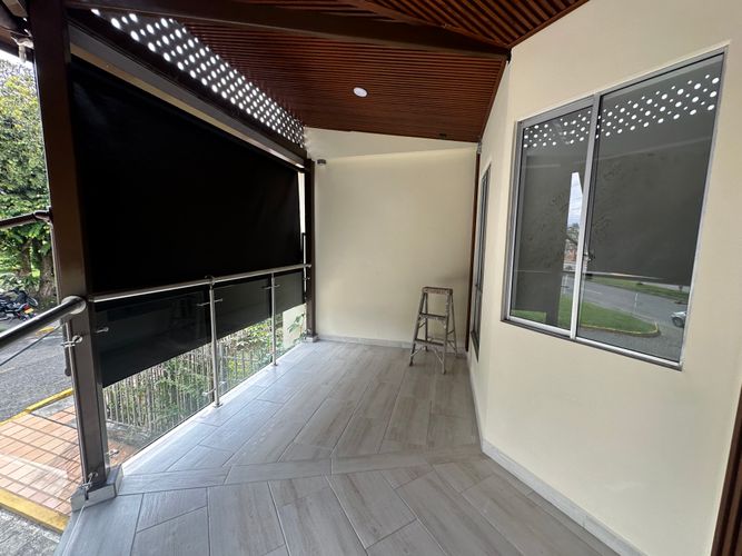 Local en venta en Avenida Centenario, Armenia, 235 m² · foto 2 de 24