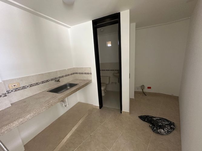 Local en venta en Avenida Centenario, Armenia, 235 m² · foto 11 de 24