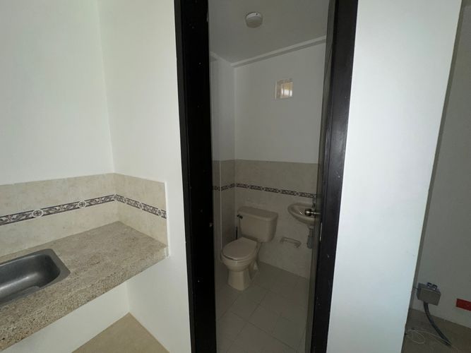 Local en venta en Avenida Centenario, Armenia, 235 m² · foto 12 de 24