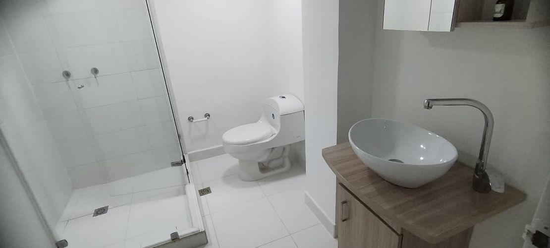 Apartamento de 3 alcobas en arriendo en El Poblado, Medellín, 120 m² · foto 9 de 19