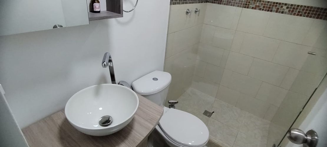 Apartamento de 3 alcobas en arriendo en El Poblado, Medellín, 120 m² · foto 17 de 19
