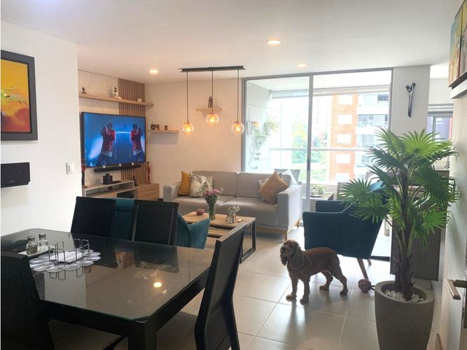 Apartamento de 3 alcobas en venta en Loma Del Esmeraldal, Envigado, 101 m² · foto 5 de 17