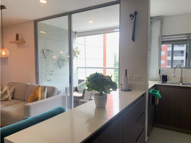 Apartamento de 3 alcobas en venta en Loma Del Esmeraldal, Envigado, 101 m² · foto 8 de 17