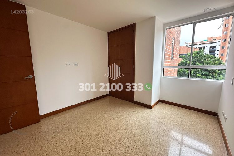 Apartamento de 3 alcobas en venta en Laureles, Medellín, 85 m² · foto 22 de 24
