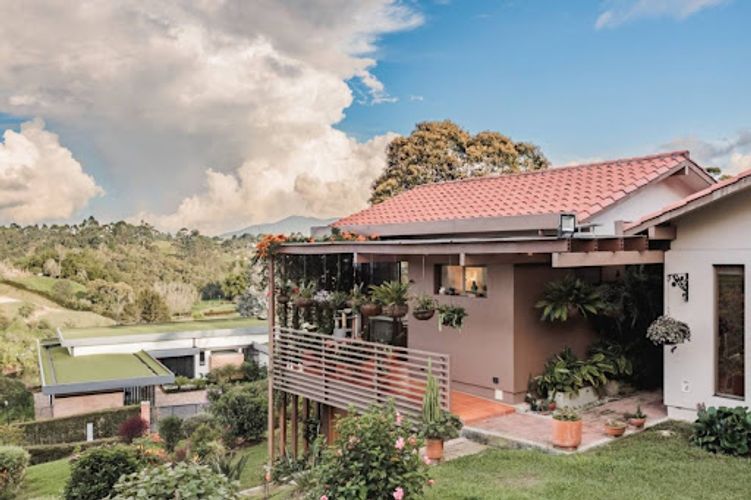 Casa de 3 alcobas en venta en Camargo, El Carmen de Viboral, 455 m² · foto 4 de 24