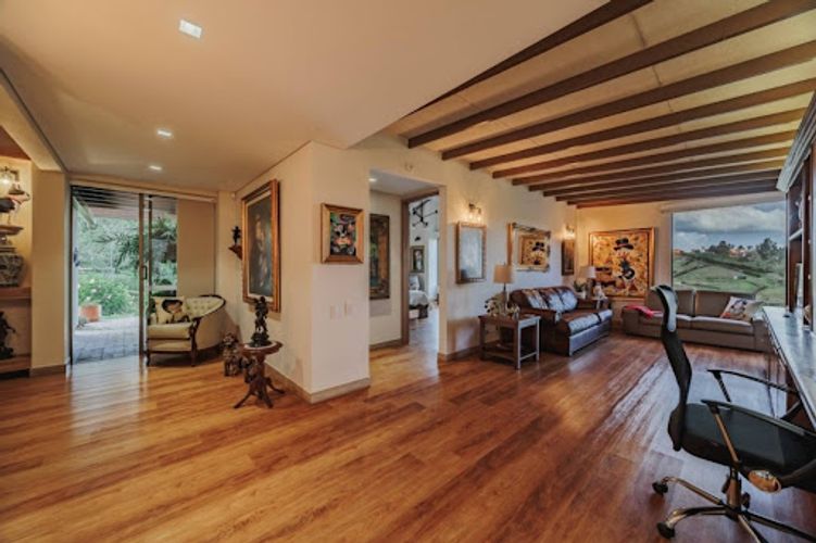 Casa de 3 alcobas en venta en Camargo, El Carmen de Viboral, 455 m² · foto 14 de 24
