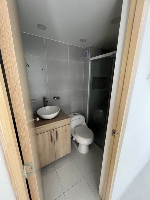 Apartamento de 2 alcobas en venta en Boulevar Del Puente, Piedecuesta, 60 m² · foto 4 de 14