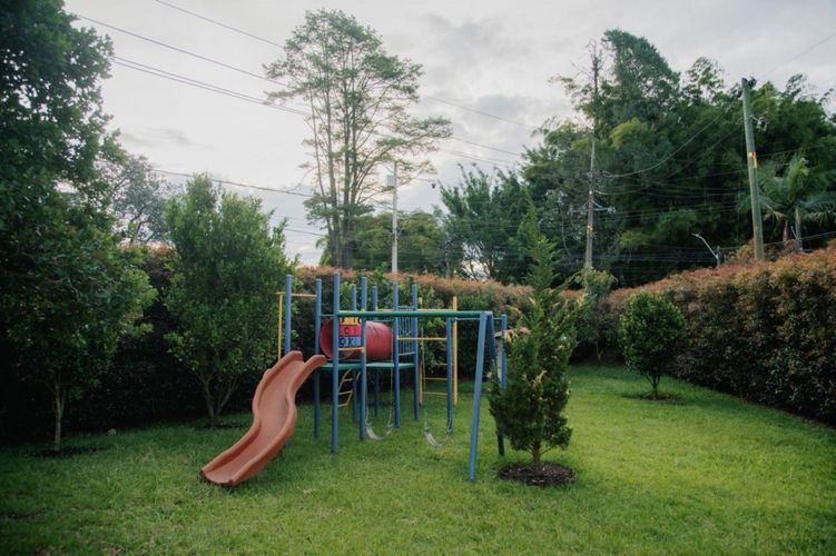 Casa de 4 alcobas en venta en Llano Grande, Rionegro, 300 m² · foto 19 de 20