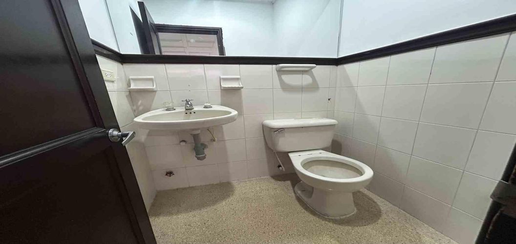 Oficina en arriendo en Sector Plaza De Bolivar, Pereira, 221 m² · foto 12 de 17