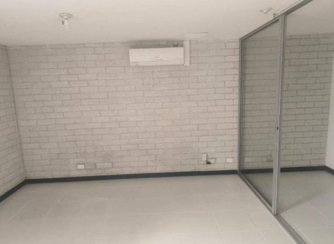 Oficina en arriendo en Las Vegas, Itagüí, 82 m² · foto 4 de 7