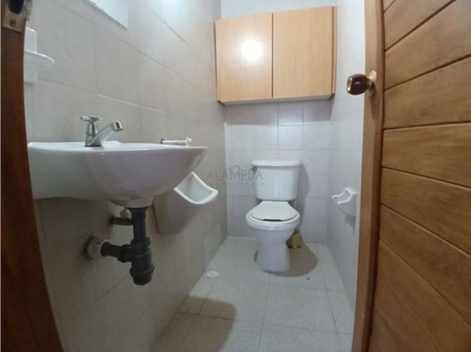 Oficina en venta en La Candelaria, Medellín, 90 m² · foto 19 de 20