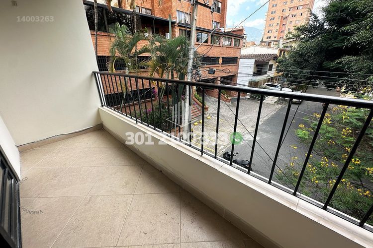 Casa de 4 alcobas en venta en Laureles, Medellín, 147 m² · foto 8 de 24