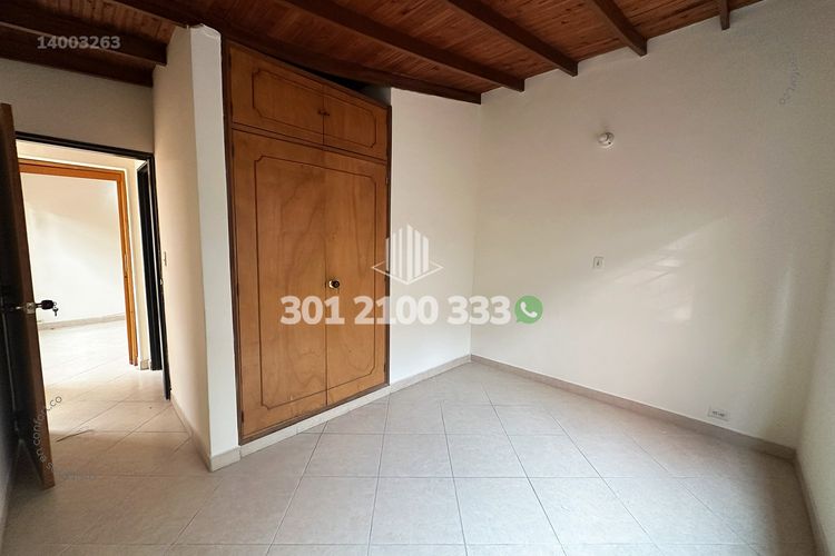 Casa de 4 alcobas en venta en Laureles, Medellín, 147 m² · foto 21 de 24