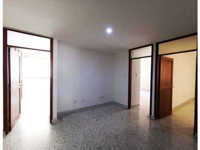 Apartamento de 3 alcobas en venta en Altos De Riomar, Barranquilla, 240 m² · foto 7 de 12