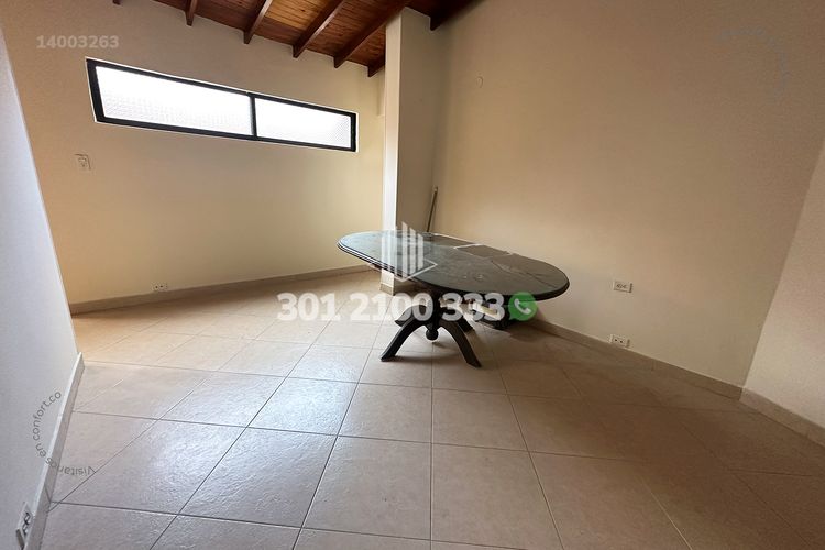 Casa de 4 alcobas en venta en Laureles, Medellín, 147 m² · foto 4 de 24
