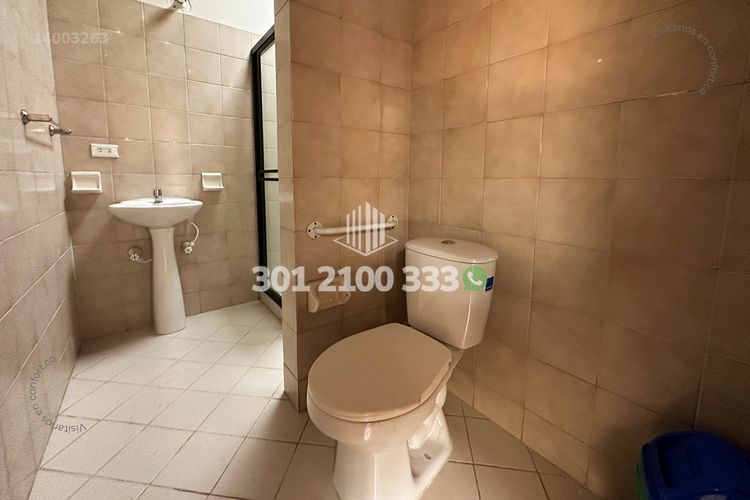 Casa de 4 alcobas en venta en Laureles, Medellín, 147 m² · foto 9 de 24