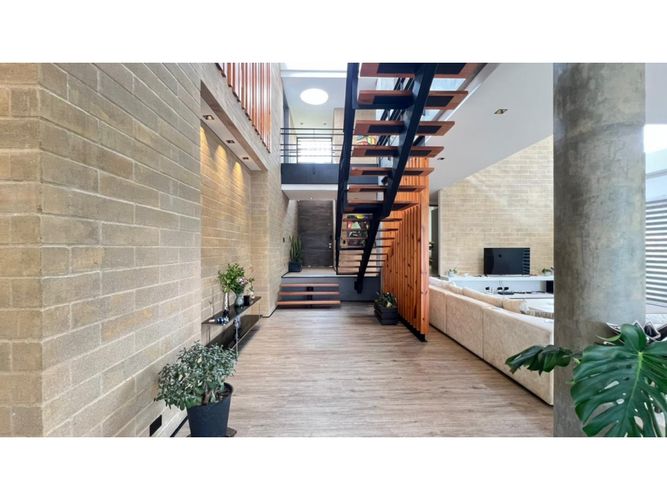 Casa en venta en Las Palmas, Envigado · foto 8 de 24