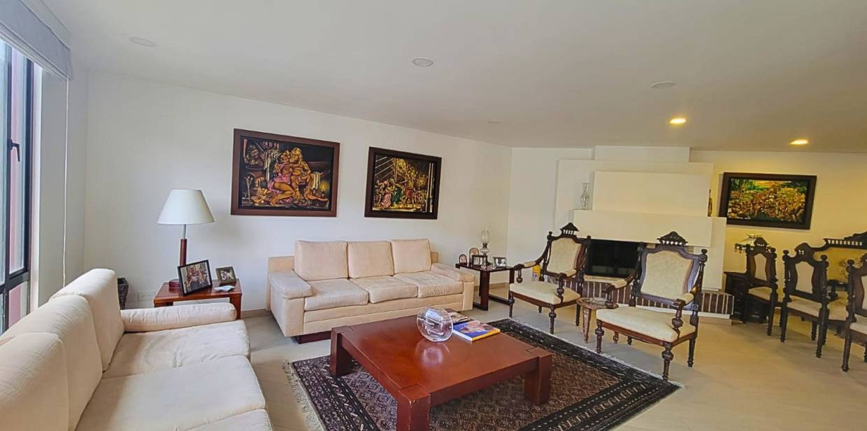 Apartamento en venta en Santa Barbara, Bogotá · foto 5 de 24