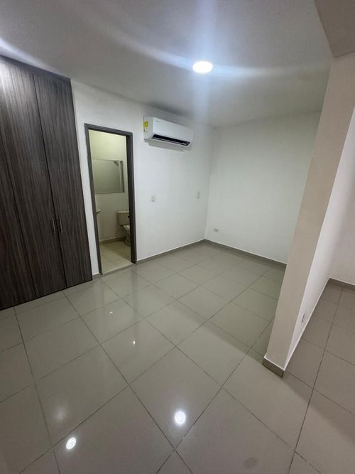 Casa de 6 alcobas en venta en San Vicente, Cali · foto 13 de 21