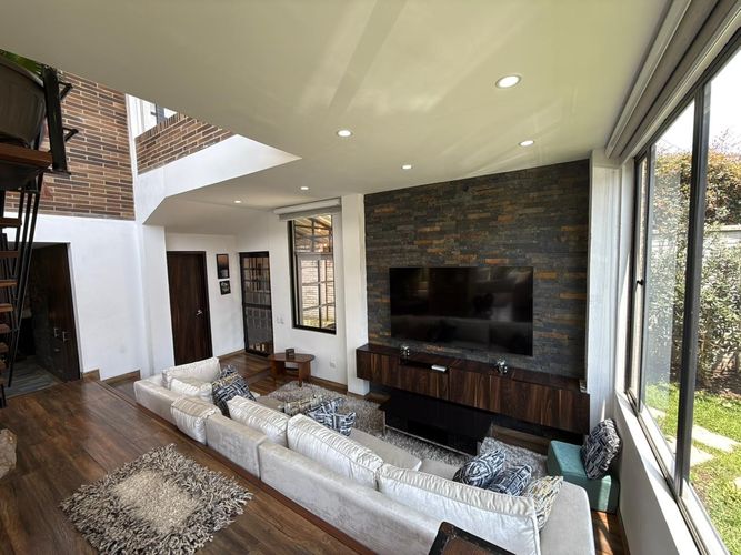 Casa de 3 alcobas en venta en Tiquiza, Chía, 260 m² · foto 22 de 24