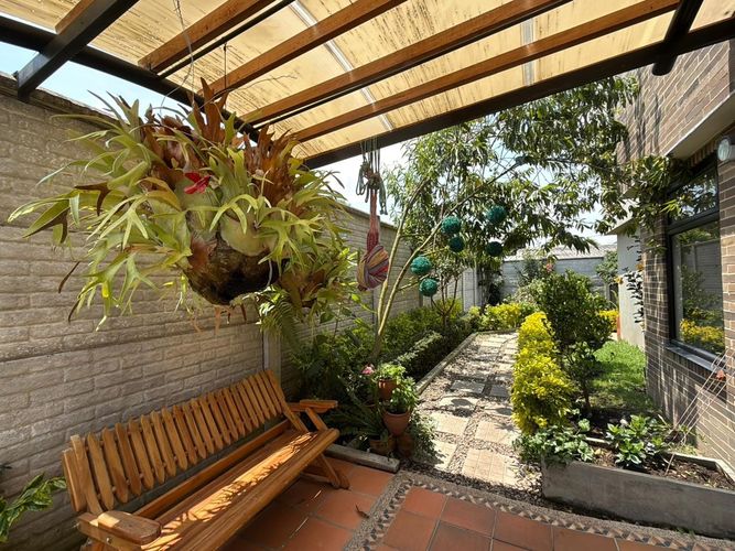 Casa de 3 alcobas en venta en Tiquiza, Chía, 260 m² · foto 8 de 24