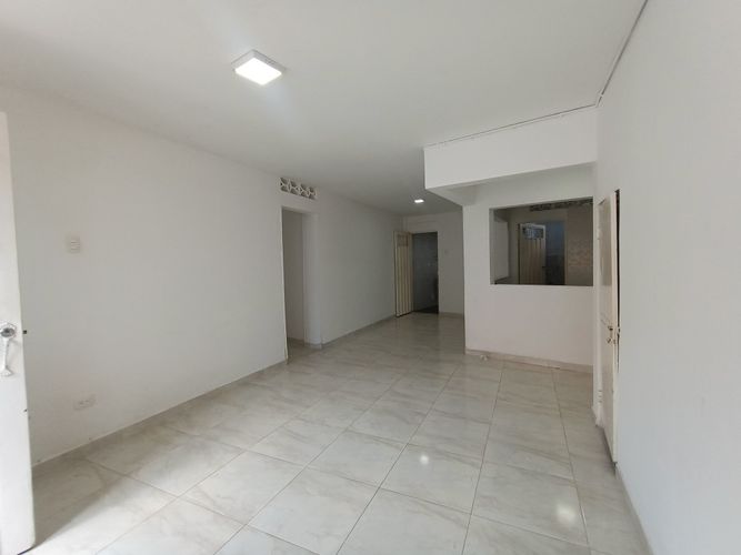 Casa de 6 alcobas en venta en Miraflores, Girardot, 200 m² · foto 9 de 21