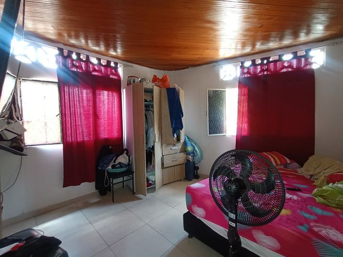 Casa de 6 alcobas en venta en Miraflores, Girardot, 200 m² · foto 20 de 21