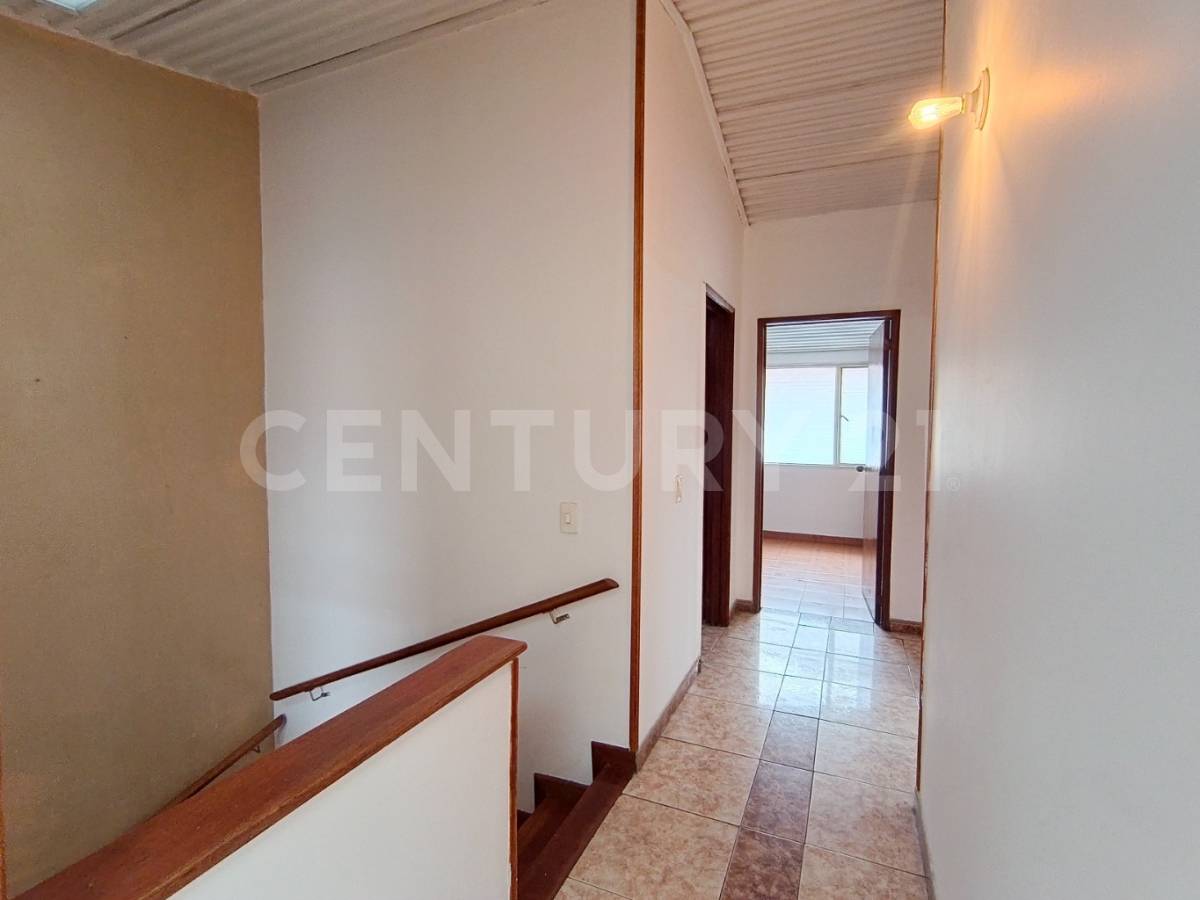 Casa en venta en La Esmeralda, Bogotá · foto 16 de 24