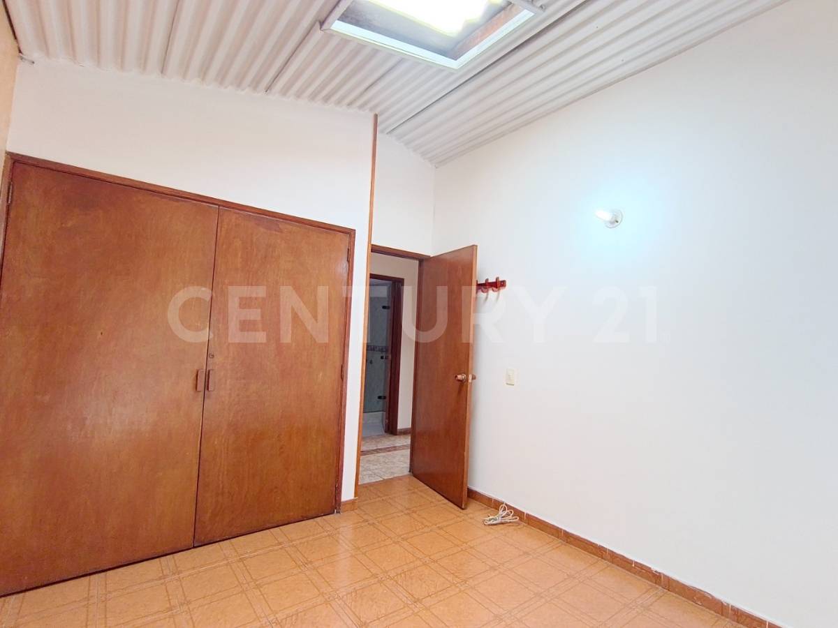 Casa en venta en La Esmeralda, Bogotá · foto 17 de 24