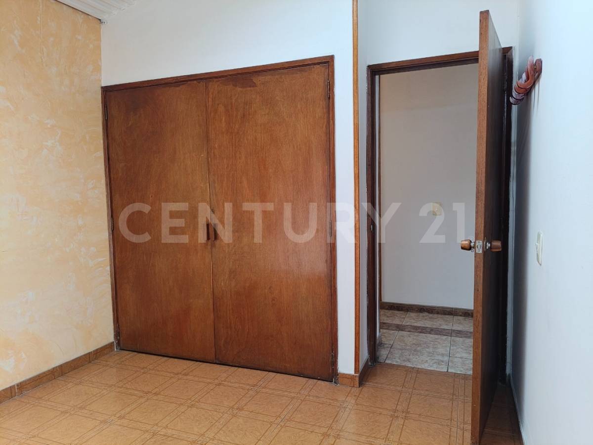 Casa en venta en La Esmeralda, Bogotá · foto 18 de 24