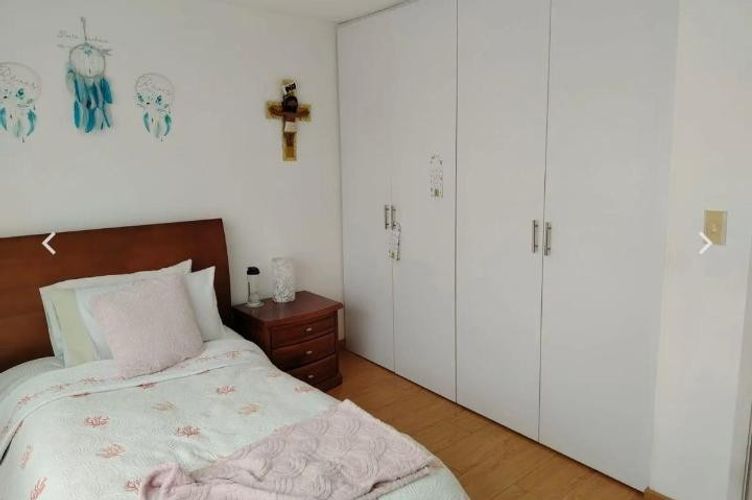 Casa de 5 alcobas en venta en Suba Centro, Bogotá, 251 m² · foto 5 de 9