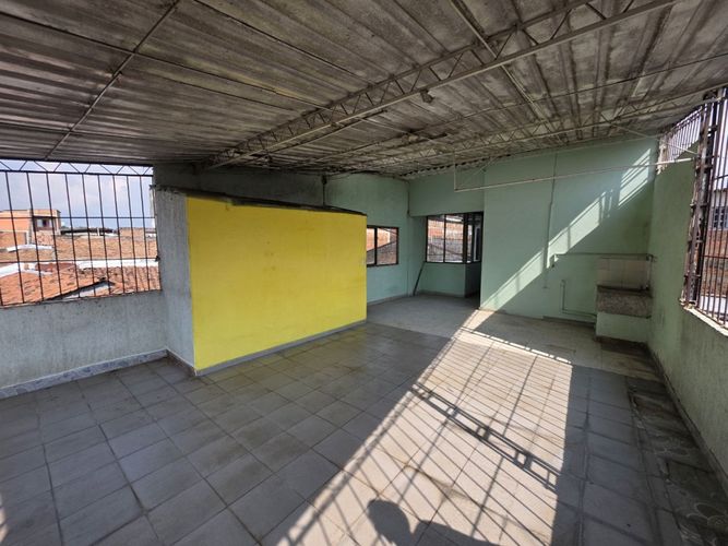 Casa de 8 alcobas en venta en Jorge Isaacs, Cali, 320 m² · foto 23 de 24