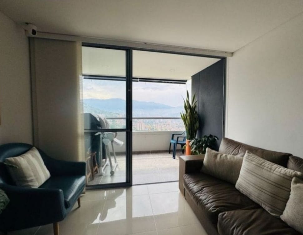 Apartamento en venta en Camino Verde, Envigado · foto 5 de 7