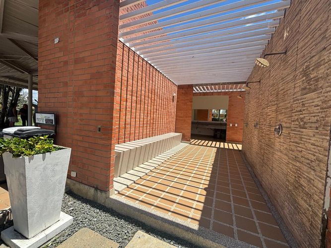 Casa de 3 alcobas en venta en El Castillo, Jamundí, 150 m² · foto 15 de 16